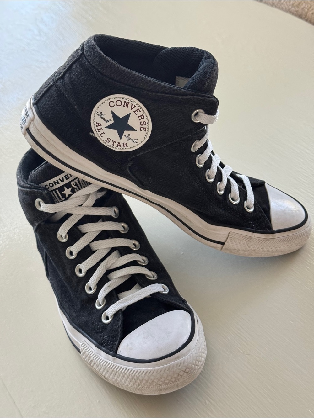 Converse Chuck Taylor All Star High Street Mid Top Sneakers Women’s 10 / Men’s 8
